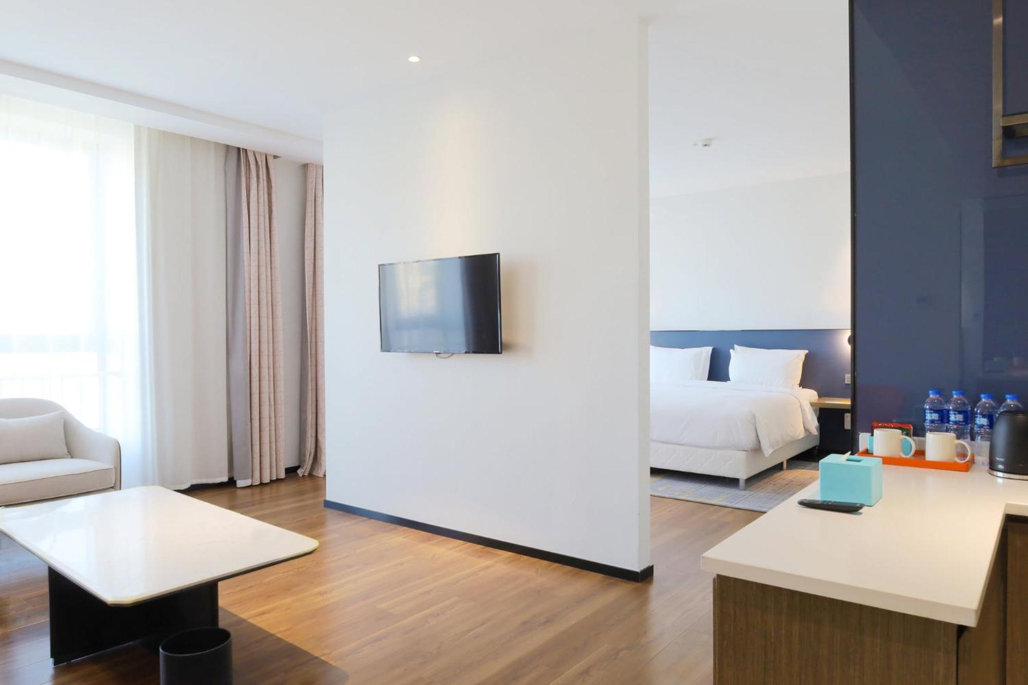 Holiday Inn Express Lanzhou New Area By Ihg Exterior photo